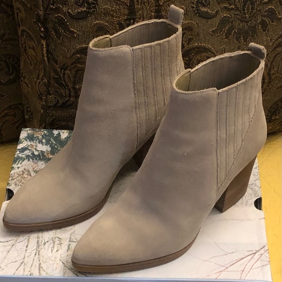 Marc Fisher Womens Maree Suede Stretch Ankle Boots 7.5 - Picture 1 of 5